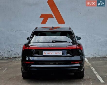 Ауди E-Tron, объемом двигателя 0 л и пробегом 40 тыс. км за 45990 $, фото 32 на Automoto.ua