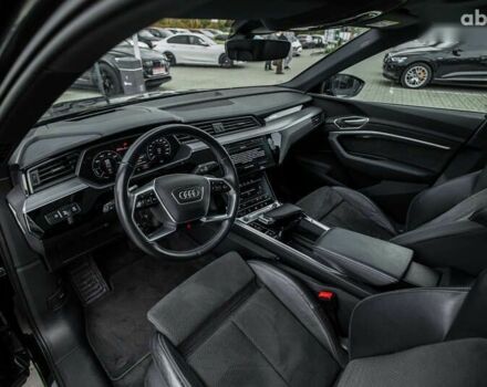 Ауді E-Tron, об'ємом двигуна 0 л та пробігом 75 тис. км за 37900 $, фото 28 на Automoto.ua