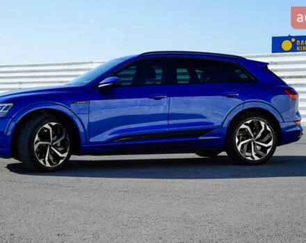 Ауди E-Tron, объемом двигателя 0 л и пробегом 60 тыс. км за 41500 $, фото 4 на Automoto.ua
