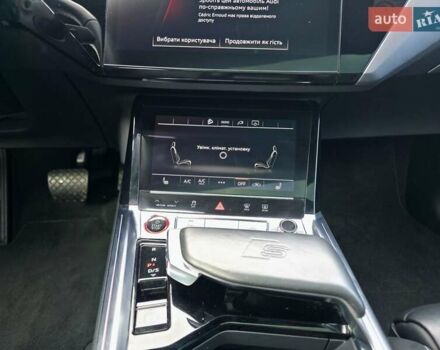 Ауди E-Tron, объемом двигателя 0 л и пробегом 73 тыс. км за 44700 $, фото 14 на Automoto.ua