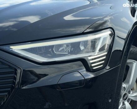 Ауди E-Tron, объемом двигателя 0 л и пробегом 70 тыс. км за 39999 $, фото 7 на Automoto.ua
