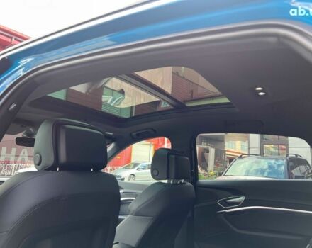 Ауди E-Tron, объемом двигателя 0 л и пробегом 2 тыс. км за 56000 $, фото 9 на Automoto.ua