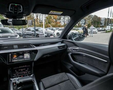 Ауді E-Tron, об'ємом двигуна 0 л та пробігом 75 тис. км за 37900 $, фото 19 на Automoto.ua