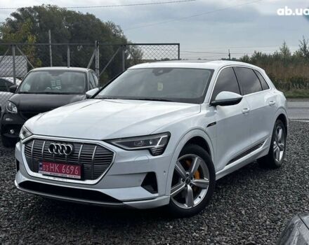 Ауди E-Tron, объемом двигателя 0 л и пробегом 101 тыс. км за 38500 $, фото 4 на Automoto.ua