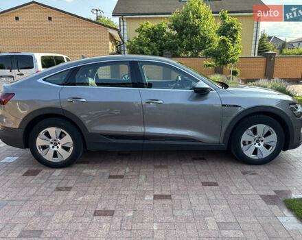 Ауди E-Tron, объемом двигателя 0 л и пробегом 40 тыс. км за 35000 $, фото 29 на Automoto.ua