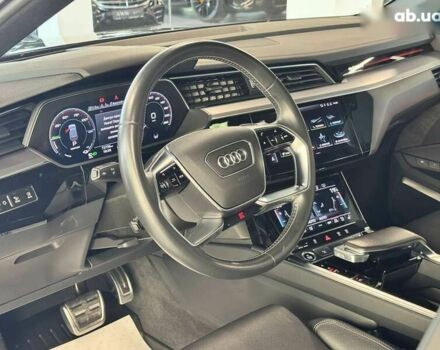 Ауди E-Tron, объемом двигателя 0 л и пробегом 72 тыс. км за 42200 $, фото 16 на Automoto.ua