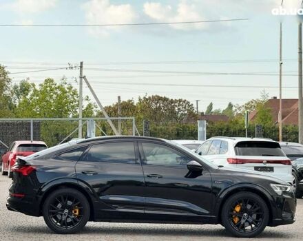 Ауди E-Tron, объемом двигателя 0 л и пробегом 64 тыс. км за 42999 $, фото 2 на Automoto.ua
