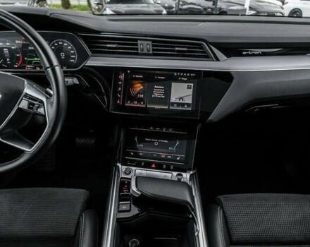 Ауді E-Tron, об'ємом двигуна 0 л та пробігом 75 тис. км за 37900 $, фото 16 на Automoto.ua