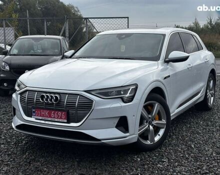 Ауди E-Tron, объемом двигателя 0 л и пробегом 101 тыс. км за 38500 $, фото 1 на Automoto.ua