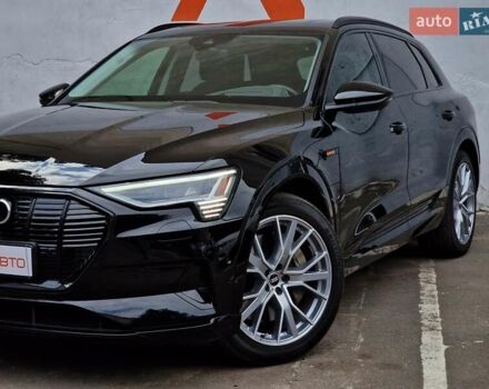 Ауди E-Tron, объемом двигателя 0 л и пробегом 40 тыс. км за 45990 $, фото 9 на Automoto.ua