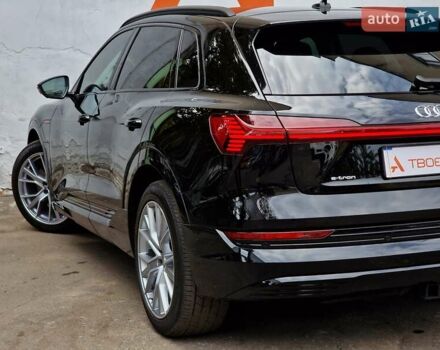 Ауди E-Tron, объемом двигателя 0 л и пробегом 40 тыс. км за 45990 $, фото 27 на Automoto.ua