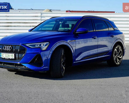 Ауди E-Tron, объемом двигателя 0 л и пробегом 60 тыс. км за 41500 $, фото 5 на Automoto.ua