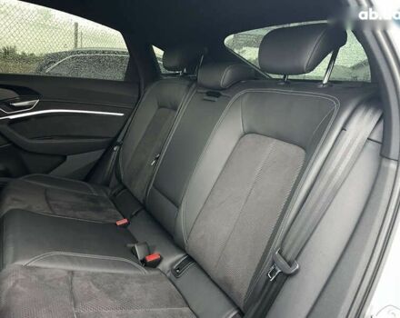 Ауди E-Tron, объемом двигателя 0 л и пробегом 29 тыс. км за 33999 $, фото 17 на Automoto.ua