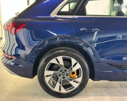Ауди E-Tron, объемом двигателя 0 л и пробегом 104 тыс. км за 33900 $, фото 10 на Automoto.ua