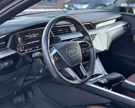 Ауді E-Tron, об'ємом двигуна 0 л та пробігом 70 тис. км за 42850 $, фото 24 на Automoto.ua