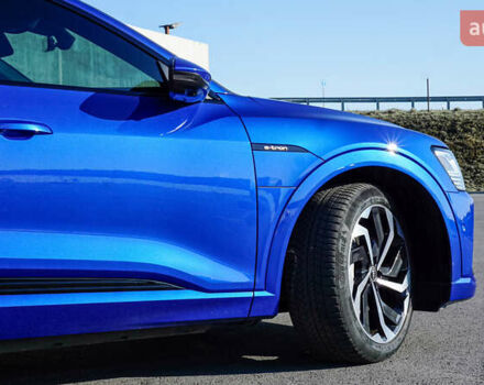 Ауди E-Tron, объемом двигателя 0 л и пробегом 60 тыс. км за 41500 $, фото 10 на Automoto.ua