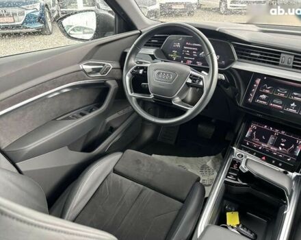 Ауди E-Tron, объемом двигателя 0 л и пробегом 73 тыс. км за 37300 $, фото 22 на Automoto.ua