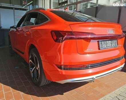 Ауди E-Tron, объемом двигателя 0 л и пробегом 52 тыс. км за 41288 $, фото 1 на Automoto.ua