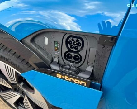 Ауди E-Tron, объемом двигателя 0 л и пробегом 2 тыс. км за 56000 $, фото 10 на Automoto.ua