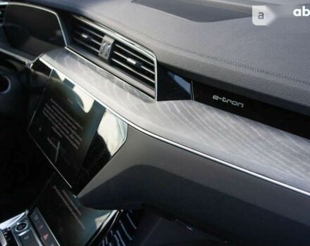 Ауди E-Tron, объемом двигателя 0 л и пробегом 22 тыс. км за 40400 $, фото 19 на Automoto.ua