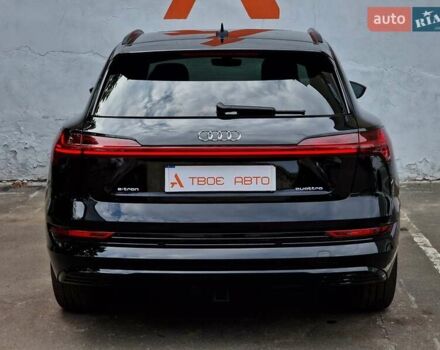 Ауди E-Tron, объемом двигателя 0 л и пробегом 40 тыс. км за 45990 $, фото 33 на Automoto.ua
