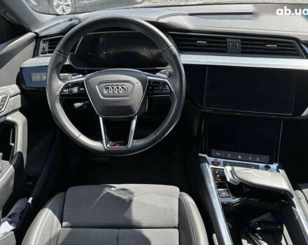 Ауди E-Tron, объемом двигателя 0 л и пробегом 115 тыс. км за 37600 $, фото 26 на Automoto.ua