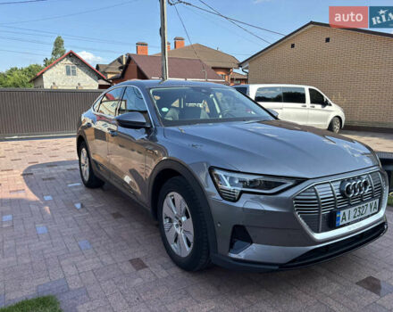 Ауди E-Tron, объемом двигателя 0 л и пробегом 40 тыс. км за 35000 $, фото 1 на Automoto.ua