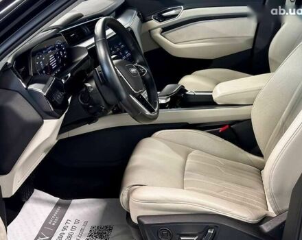 Ауди E-Tron, объемом двигателя 0 л и пробегом 69 тыс. км за 35000 $, фото 21 на Automoto.ua