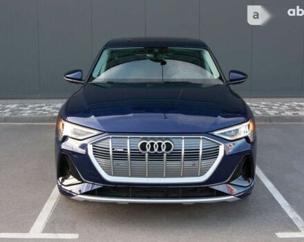 Ауди E-Tron, объемом двигателя 0 л и пробегом 22 тыс. км за 40400 $, фото 2 на Automoto.ua