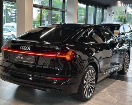 Ауди E-Tron, объемом двигателя 0 л и пробегом 69 тыс. км за 35000 $, фото 10 на Automoto.ua