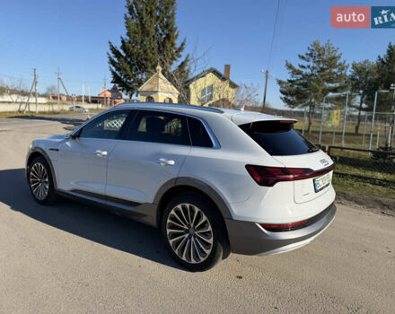 Ауді E-Tron, об'ємом двигуна 0 л та пробігом 129 тис. км за 28500 $, фото 3 на Automoto.ua