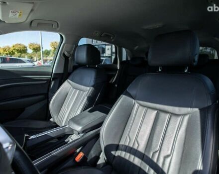 Ауди E-Tron, объемом двигателя 0 л и пробегом 120 тыс. км за 32900 $, фото 9 на Automoto.ua