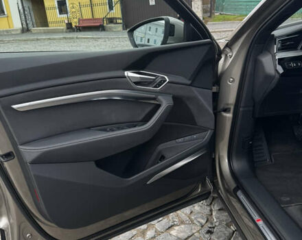 Ауди E-Tron, объемом двигателя 0 л и пробегом 34 тыс. км за 42300 $, фото 14 на Automoto.ua