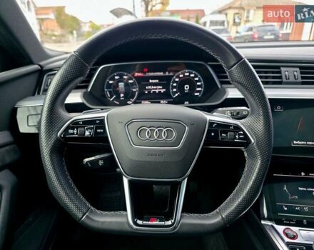 Ауди E-Tron, объемом двигателя 0 л и пробегом 73 тыс. км за 44700 $, фото 21 на Automoto.ua