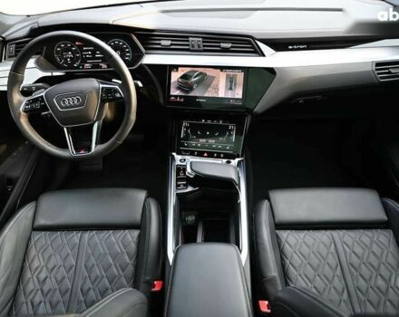 Ауди E-Tron, объемом двигателя 0 л и пробегом 88 тыс. км за 36625 $, фото 3 на Automoto.ua
