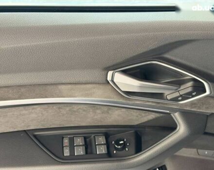 Ауди E-Tron, объемом двигателя 0 л и пробегом 72 тыс. км за 42200 $, фото 12 на Automoto.ua