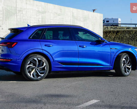 Ауди E-Tron, объемом двигателя 0 л и пробегом 60 тыс. км за 41500 $, фото 9 на Automoto.ua