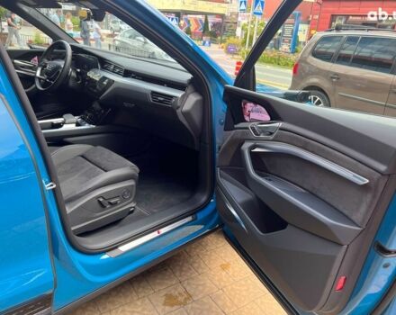 Ауди E-Tron, объемом двигателя 0 л и пробегом 2 тыс. км за 56000 $, фото 16 на Automoto.ua