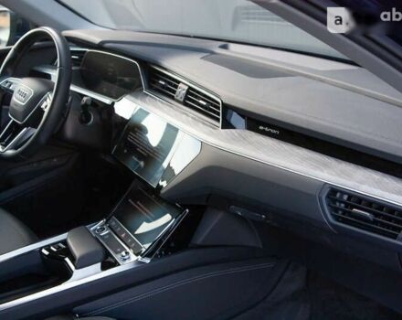 Ауди E-Tron, объемом двигателя 0 л и пробегом 22 тыс. км за 40400 $, фото 18 на Automoto.ua