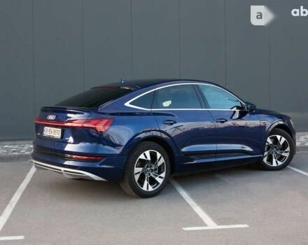 Ауди E-Tron, объемом двигателя 0 л и пробегом 22 тыс. км за 40400 $, фото 4 на Automoto.ua