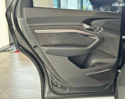 Ауди E-Tron, объемом двигателя 0 л и пробегом 72 тыс. км за 42200 $, фото 24 на Automoto.ua