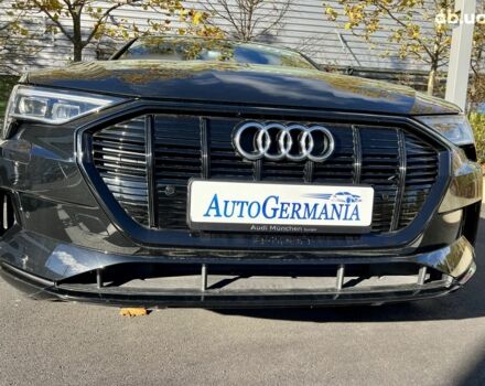 Ауди E-Tron, объемом двигателя 0 л и пробегом 30 тыс. км за 59665 $, фото 2 на Automoto.ua