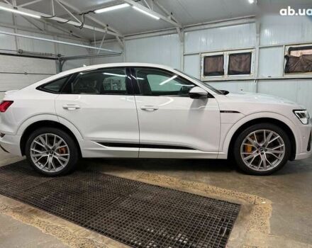 Ауди E-Tron, объемом двигателя 0 л и пробегом 82 тыс. км за 38400 $, фото 20 на Automoto.ua