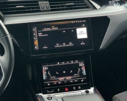 Ауди E-Tron, объемом двигателя 0 л и пробегом 29 тыс. км за 33999 $, фото 21 на Automoto.ua