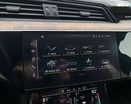Ауди E-Tron, объемом двигателя 0 л и пробегом 82 тыс. км за 32900 $, фото 13 на Automoto.ua