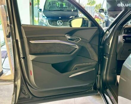 Ауді E-Tron, об'ємом двигуна 0 л та пробігом 76 тис. км за 45700 $, фото 17 на Automoto.ua