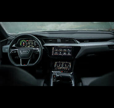 Ауді E-Tron, об'ємом двигуна 0 л та пробігом 81 тис. км за 34500 $, фото 15 на Automoto.ua