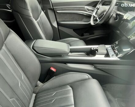 Ауди E-Tron, объемом двигателя 0 л и пробегом 42 тыс. км за 74120 $, фото 38 на Automoto.ua