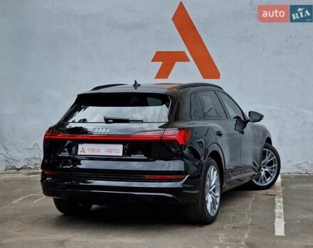 Ауди E-Tron, объемом двигателя 0 л и пробегом 40 тыс. км за 45990 $, фото 28 на Automoto.ua