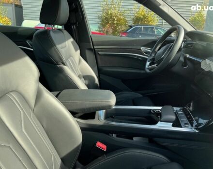 Ауді E-Tron, об'ємом двигуна 0 л та пробігом 26 тис. км за 64773 $, фото 15 на Automoto.ua